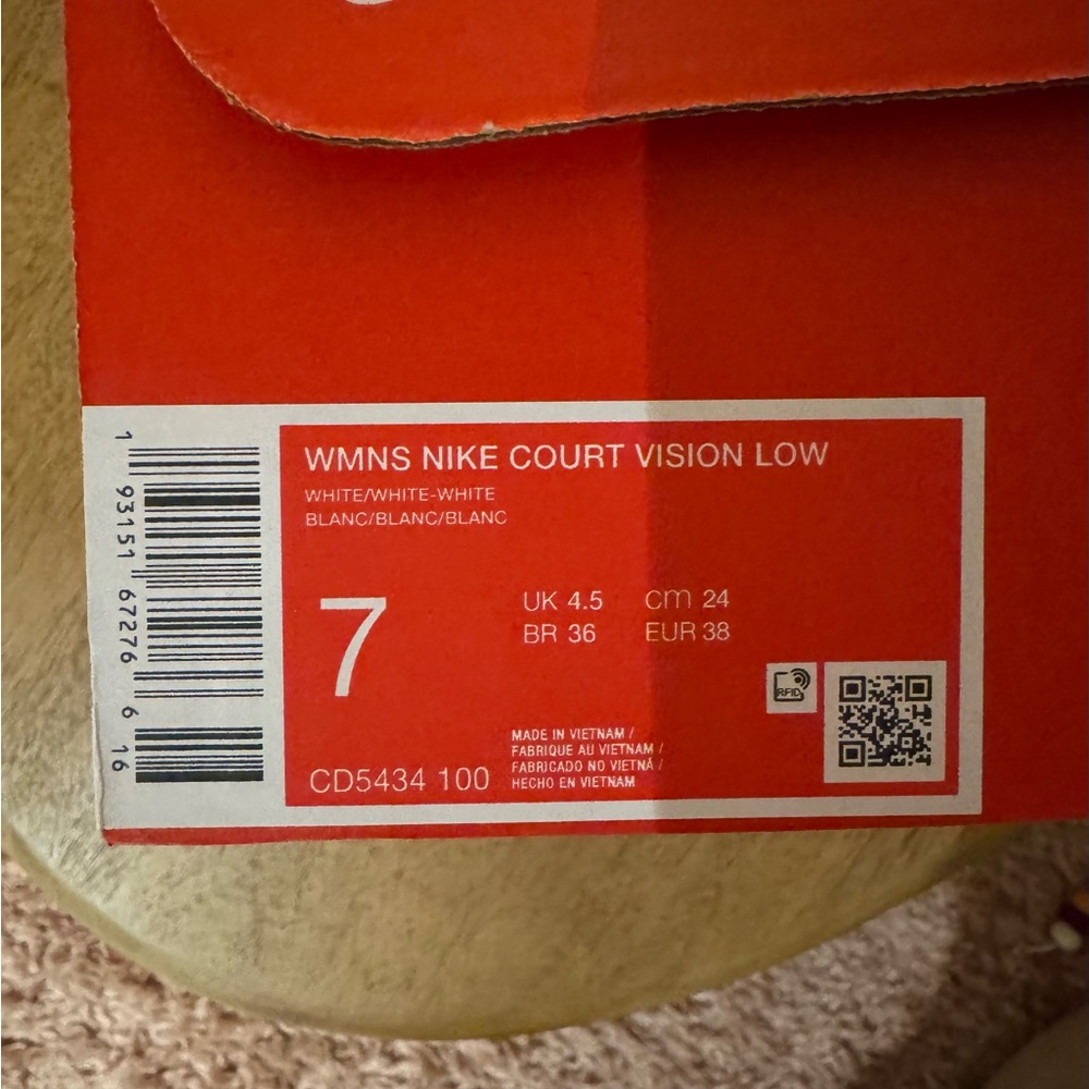 Women’s Nike Court Vision Low - Size 7 - Picture 4 of 4